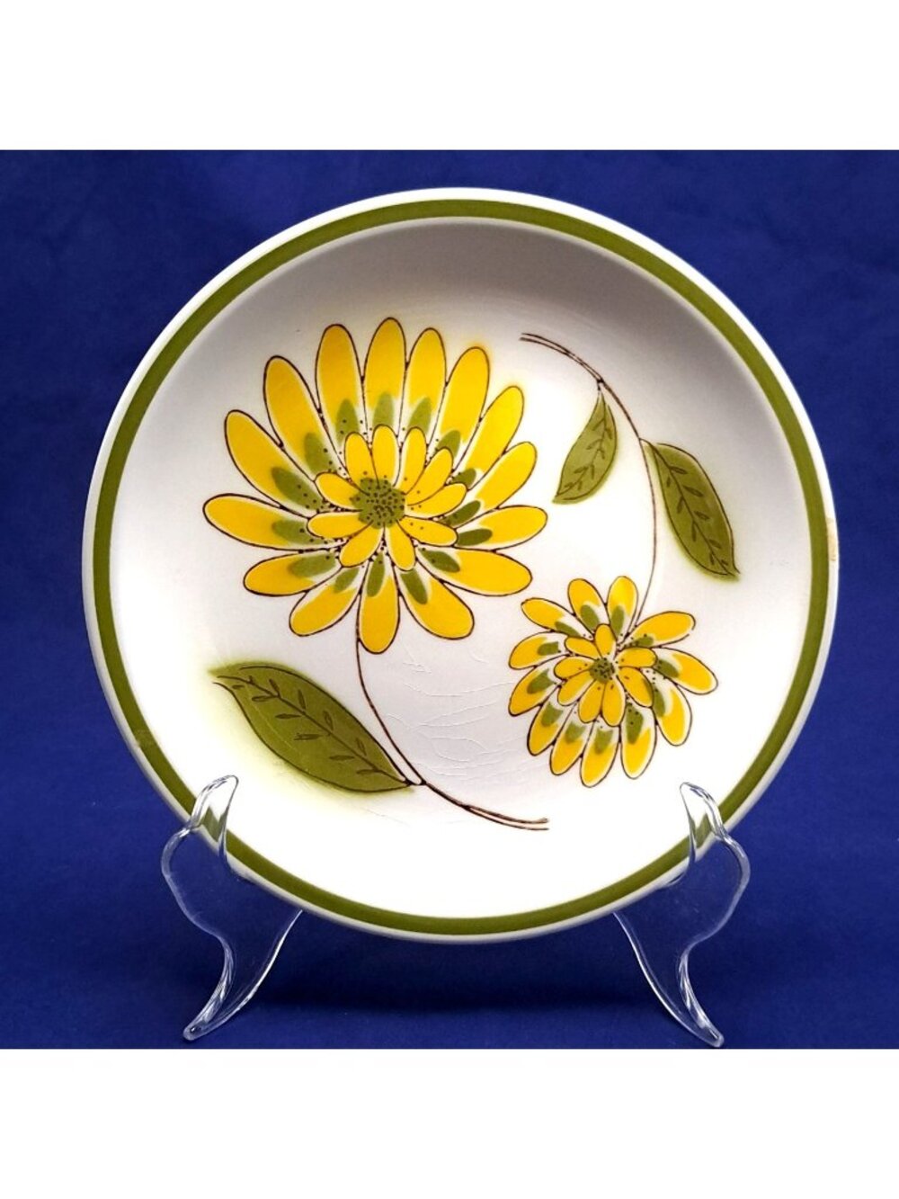 Mikasa Tampa Stoneware Salad Plate Japan Yellow Green Floral Design Retro 7.75in